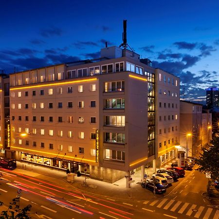 Flemings Hotel Frankfurt Main-Riverside Франкфурт-на-Майне Экстерьер фото