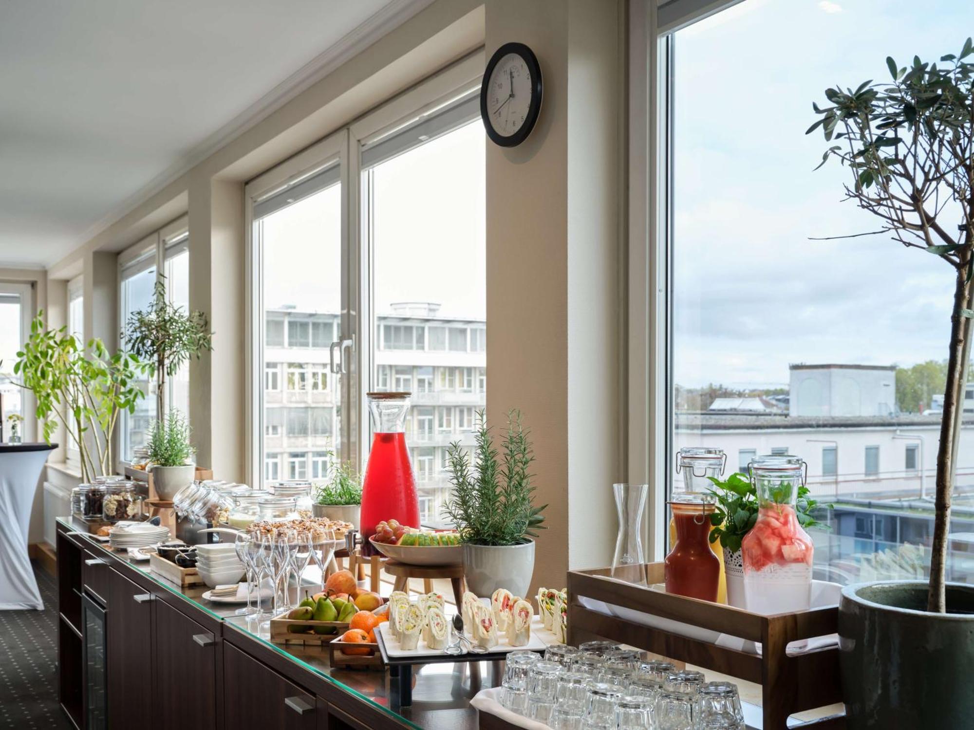 Flemings Hotel Frankfurt Main-Riverside Франкфурт-на-Майне Экстерьер фото